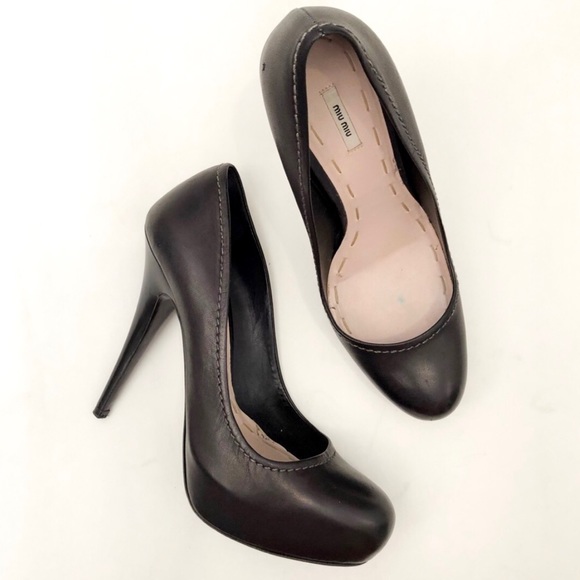 Miu Miu Shoes - Miu Miu Leather Platform Pumps in Black EUC 38.5